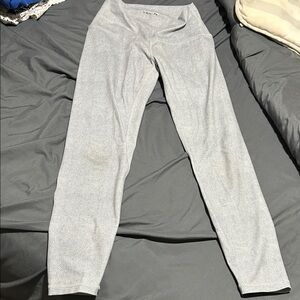 P'tula Gray Herringbone Pattern Leggings